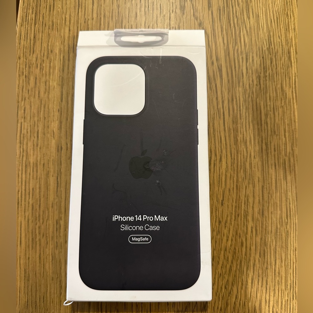 Apple iPhone 14 Pro Max Silicone Case